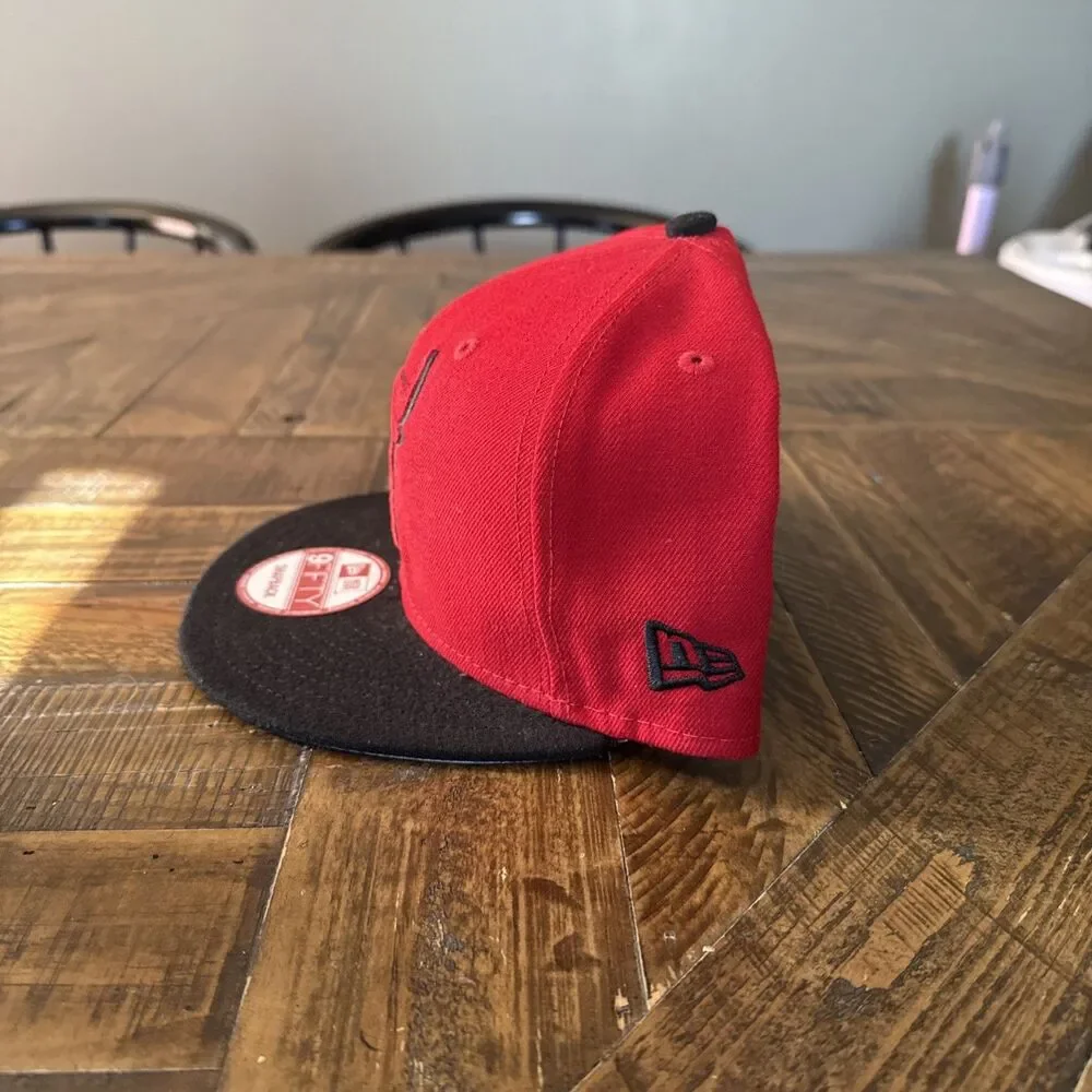 Chicago Bulls New Era 9FIFTY Snapback Red Black Two Tone Adjustable Hat Cap